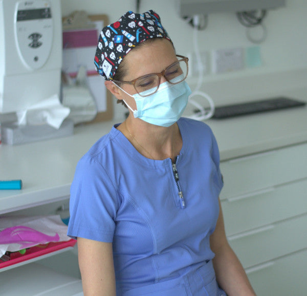 Abigail clinic surgical hat