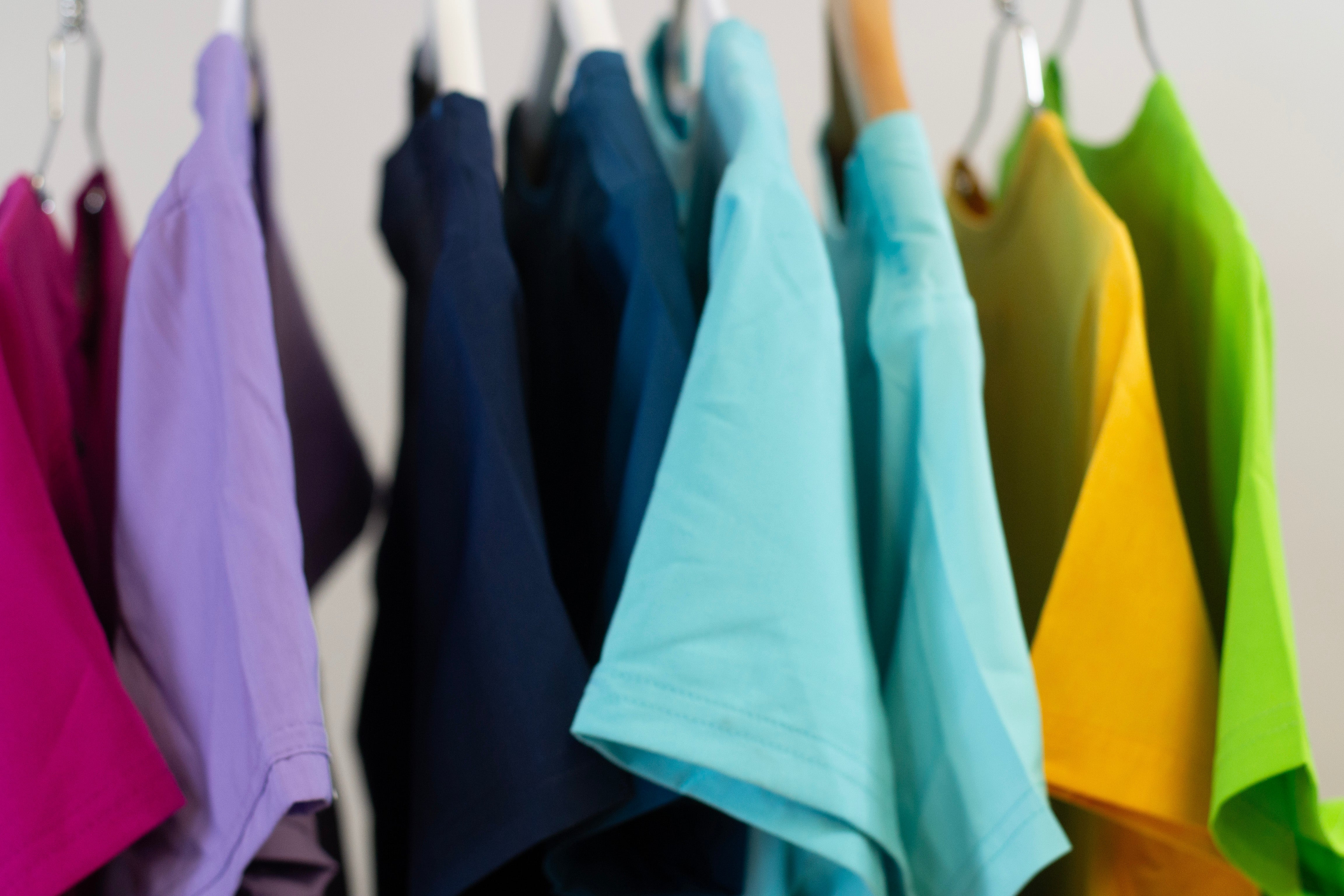 ¿Nos permiten presentarnos? - Happyuniforms