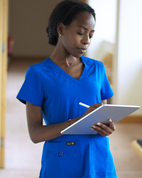 Medical Sector: Why Wear Scrubs?