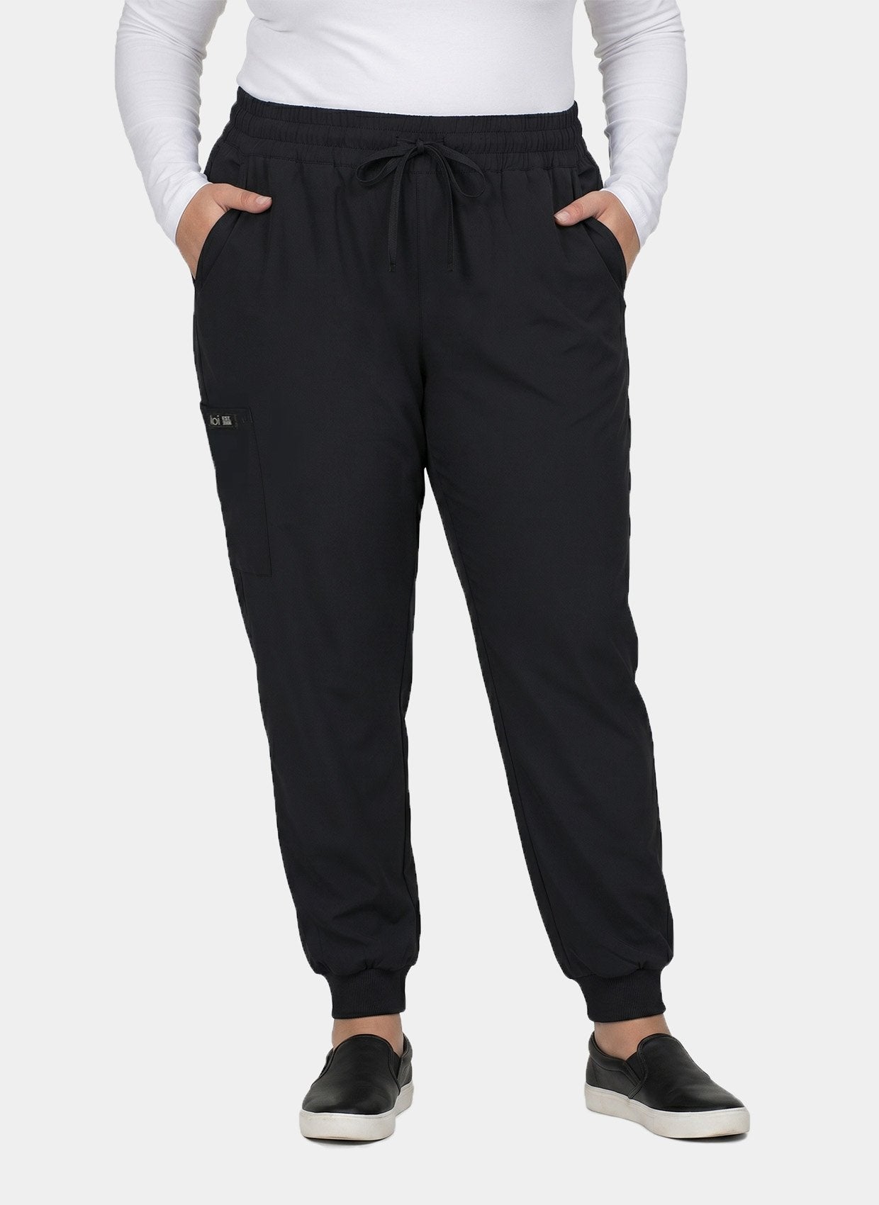 Jogger Sanitarios Mujer Koi Basics Gemma - Negro